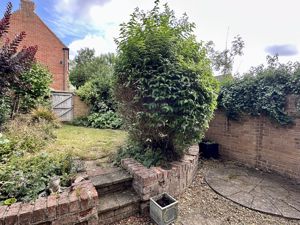 Photo 26- click for photo gallery